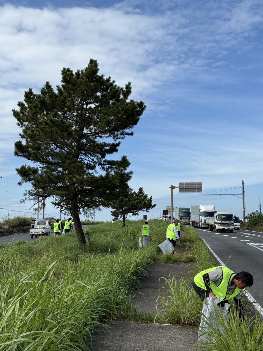 第3回　国道1号浜松バイパス清掃活動（中田島交差点周辺）
